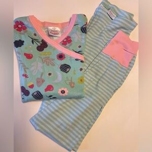 EUC Hanna Andersson 100% organic cotton long pj set.